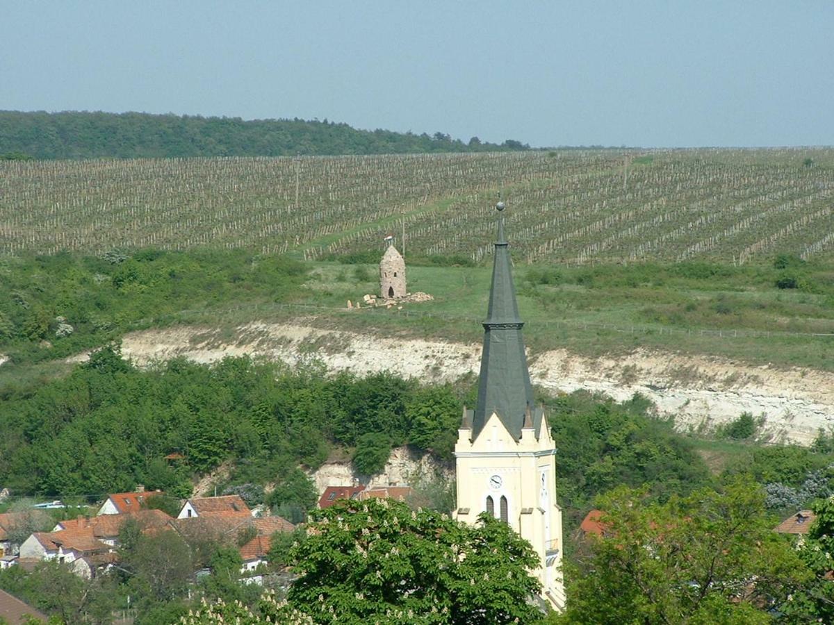 Nyerges Lovasudvar Cserepfalu Exterior photo